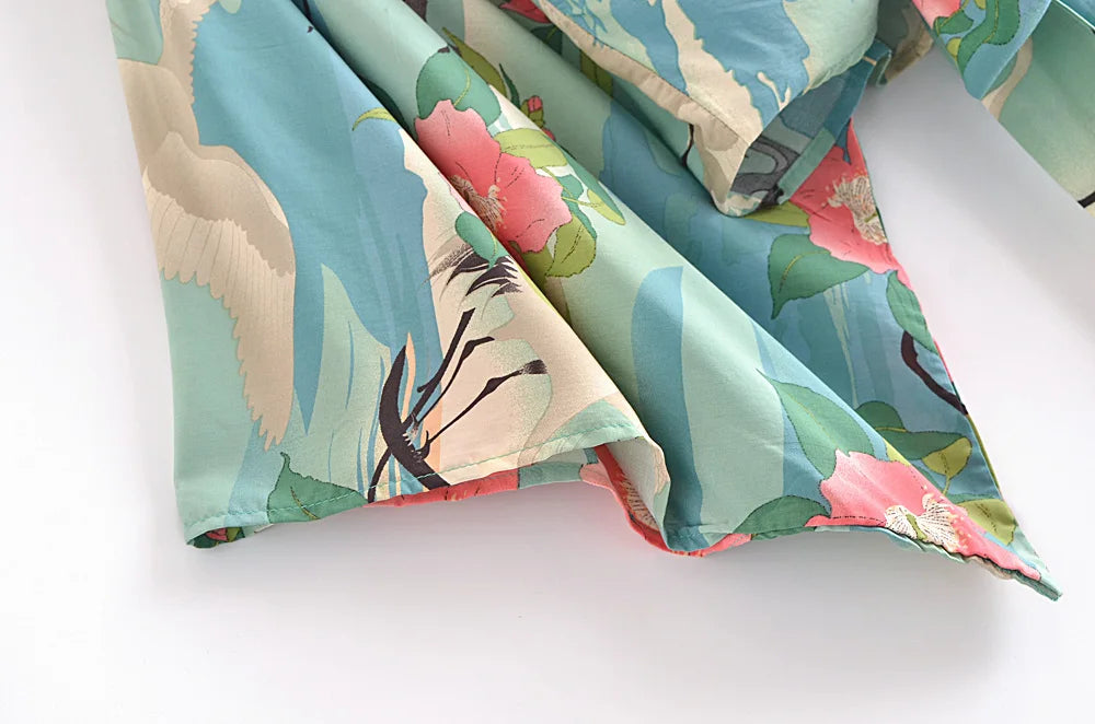 Boho Vintage Floral Print Beach Summer Short Kimono Women Fashion Ladies Casual V Neck Batwing Sleeves Bohemian Cover-ups