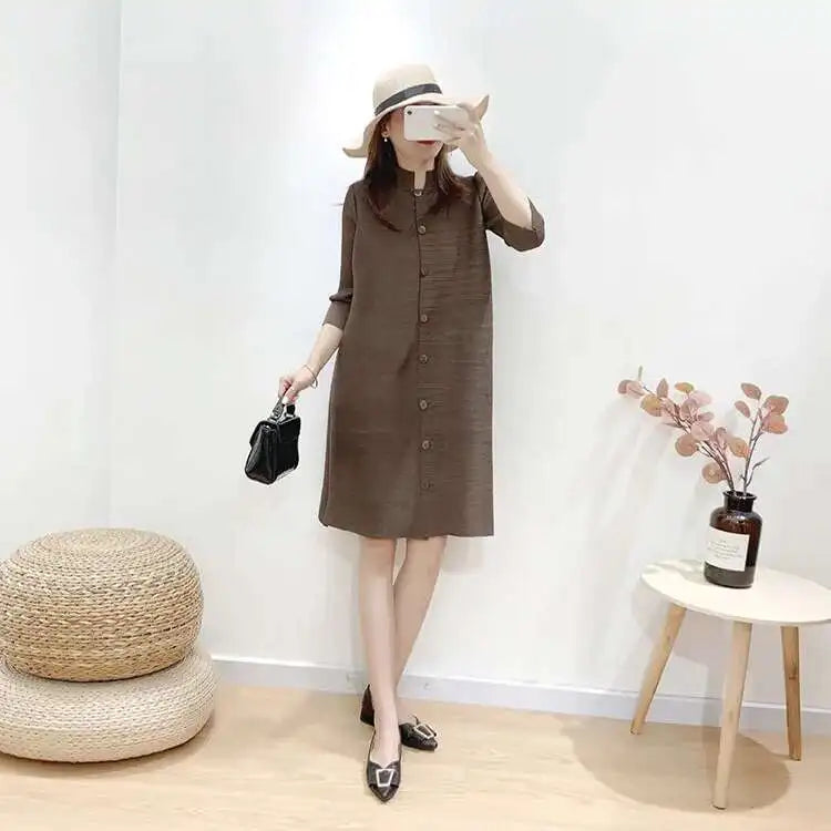 LANMREM Women  Pleated Single Breasted Dress New Stand Theree Quarter Sleeve  Fashion Tide Spring 2025 2F0095