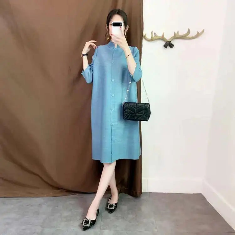 LANMREM Women  Pleated Single Breasted Dress New Stand Theree Quarter Sleeve  Fashion Tide Spring 2025 2F0095