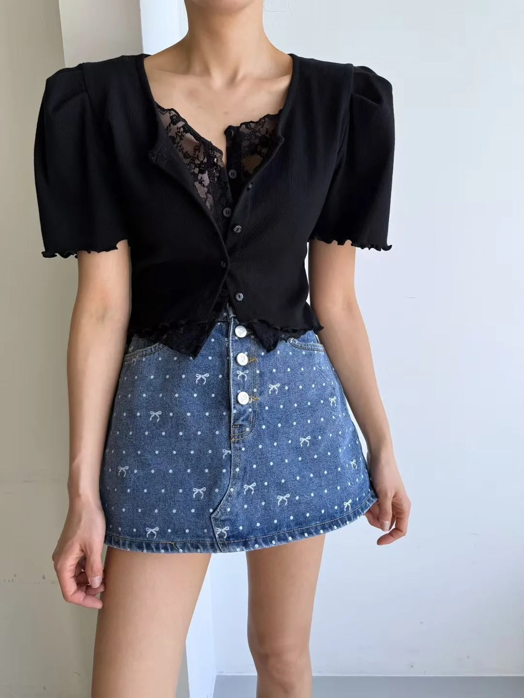 Liliang Lace Splicing Fake Two-Piece Knitted Top Women Summer New Vintage Earlet Lace Trim ort Sve Loose Fit Cardigan