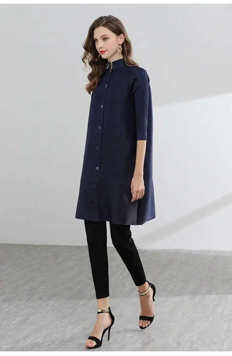 LANMREM Women  Pleated Single Breasted Dress New Stand Theree Quarter Sleeve  Fashion Tide Spring 2025 2F0095