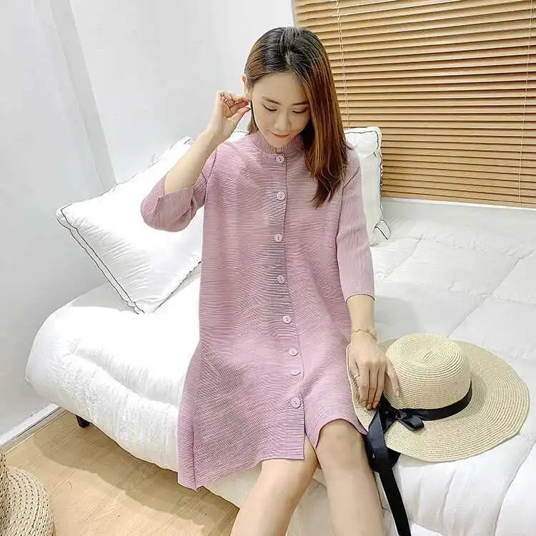 LANMREM Women  Pleated Single Breasted Dress New Stand Theree Quarter Sleeve  Fashion Tide Spring 2025 2F0095