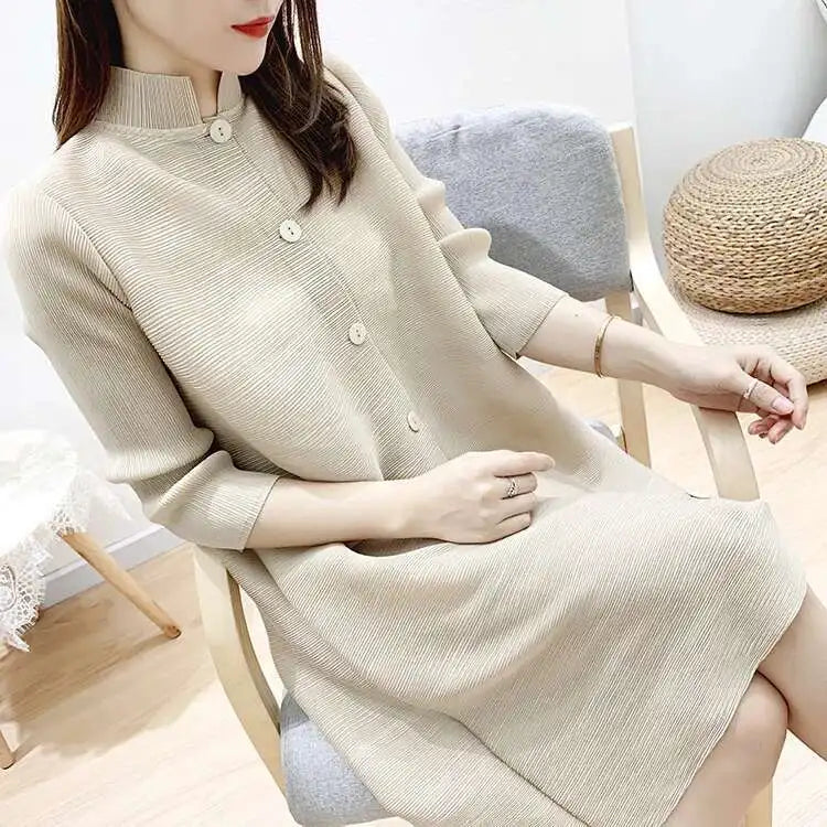 LANMREM Women  Pleated Single Breasted Dress New Stand Theree Quarter Sleeve  Fashion Tide Spring 2025 2F0095