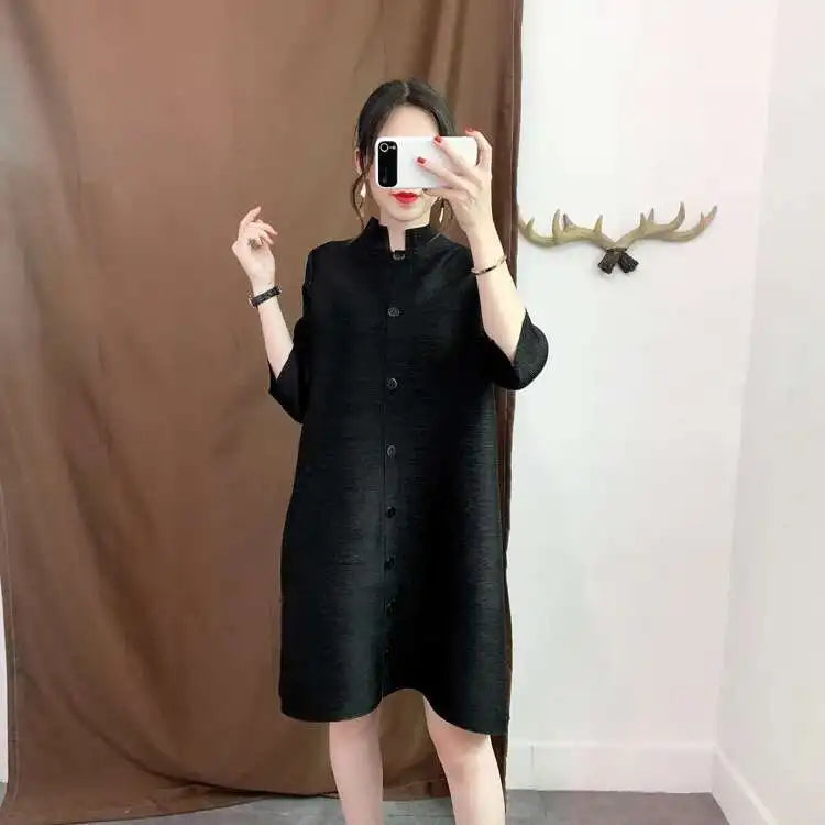 LANMREM Women  Pleated Single Breasted Dress New Stand Theree Quarter Sleeve  Fashion Tide Spring 2025 2F0095