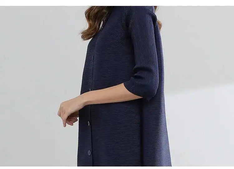 LANMREM Women  Pleated Single Breasted Dress New Stand Theree Quarter Sleeve  Fashion Tide Spring 2025 2F0095