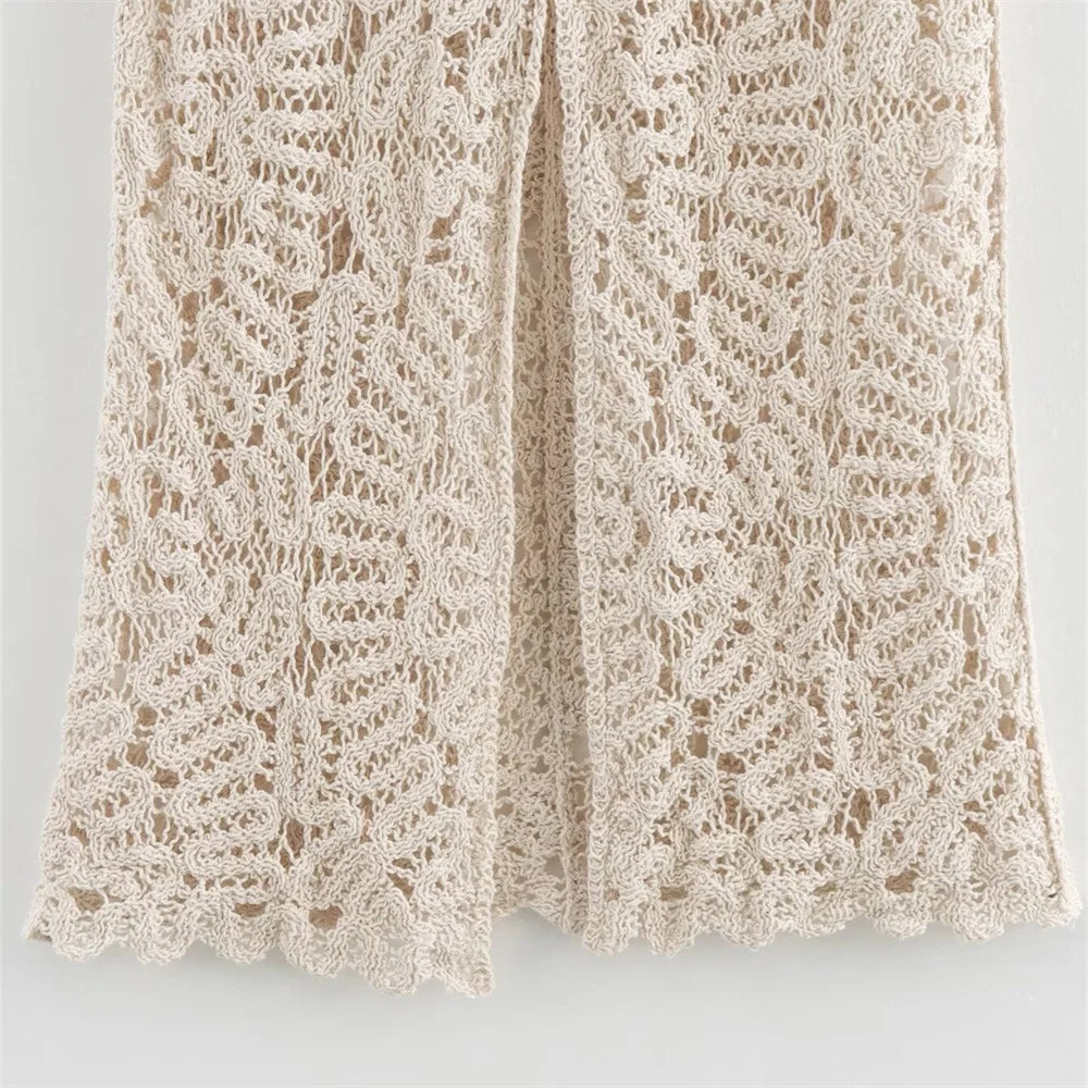 In the autumn of 2024, the new women's fashion and leisure temperament crocheted knitted tops & crocheted knitted skirts.
